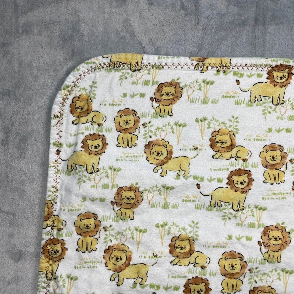 Cute Lion Print Baby Blanket Soft Nursery Swaddle Toddler Nap Time 33 x 21